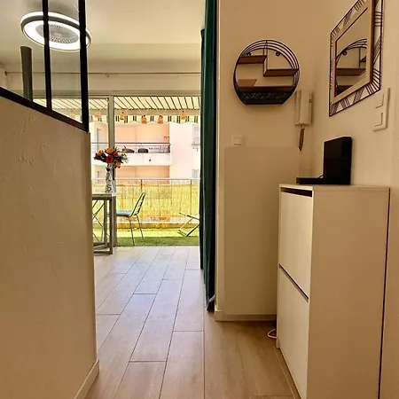 דירה Le Fregate 2 By Apirent #airconditioning #terrasse #central