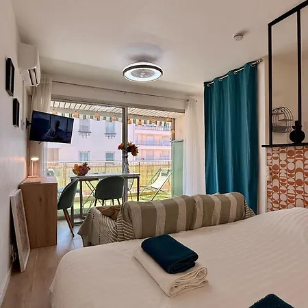 דירה Le Fregate 2 By Apirent #airconditioning #terrasse #central