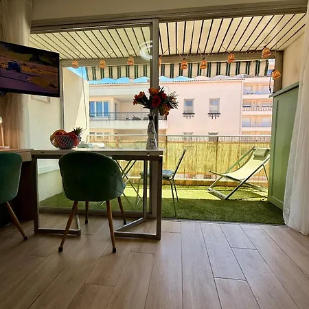 Le Fregate 2 By Apirent #airconditioning #terrasse #central